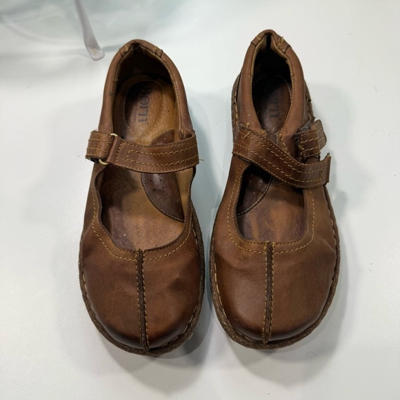 Born Mary Jane Brown Leather Velcro Strap Women’s Size 9.5 - Picture 1 of 11